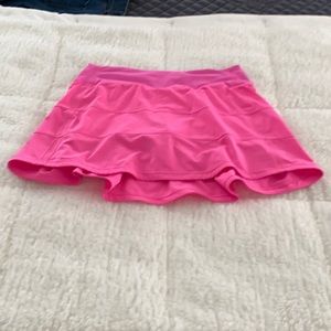 Lululemon Skirt- Mid-Rise - Sonic Pink - Size 4